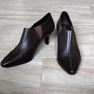 Brown Shoe-Booties with heel